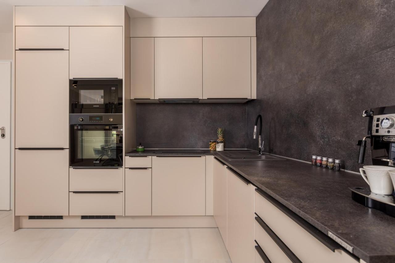 Apartmani Dogas Crikvenica Bagian luar foto