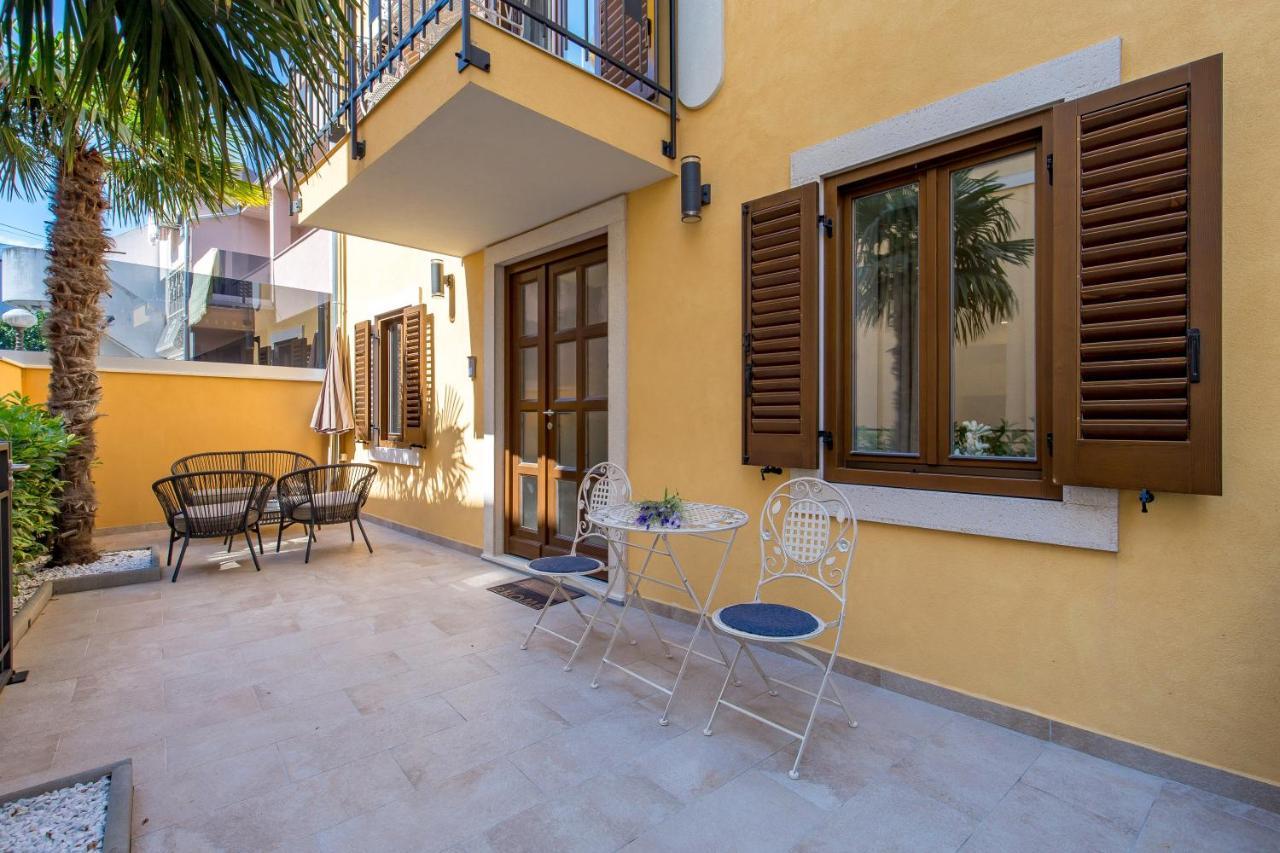 Apartmani Dogas Crikvenica Bagian luar foto