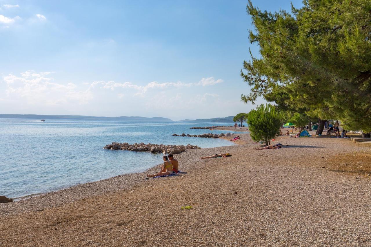 Apartmani Dogas Crikvenica Bagian luar foto