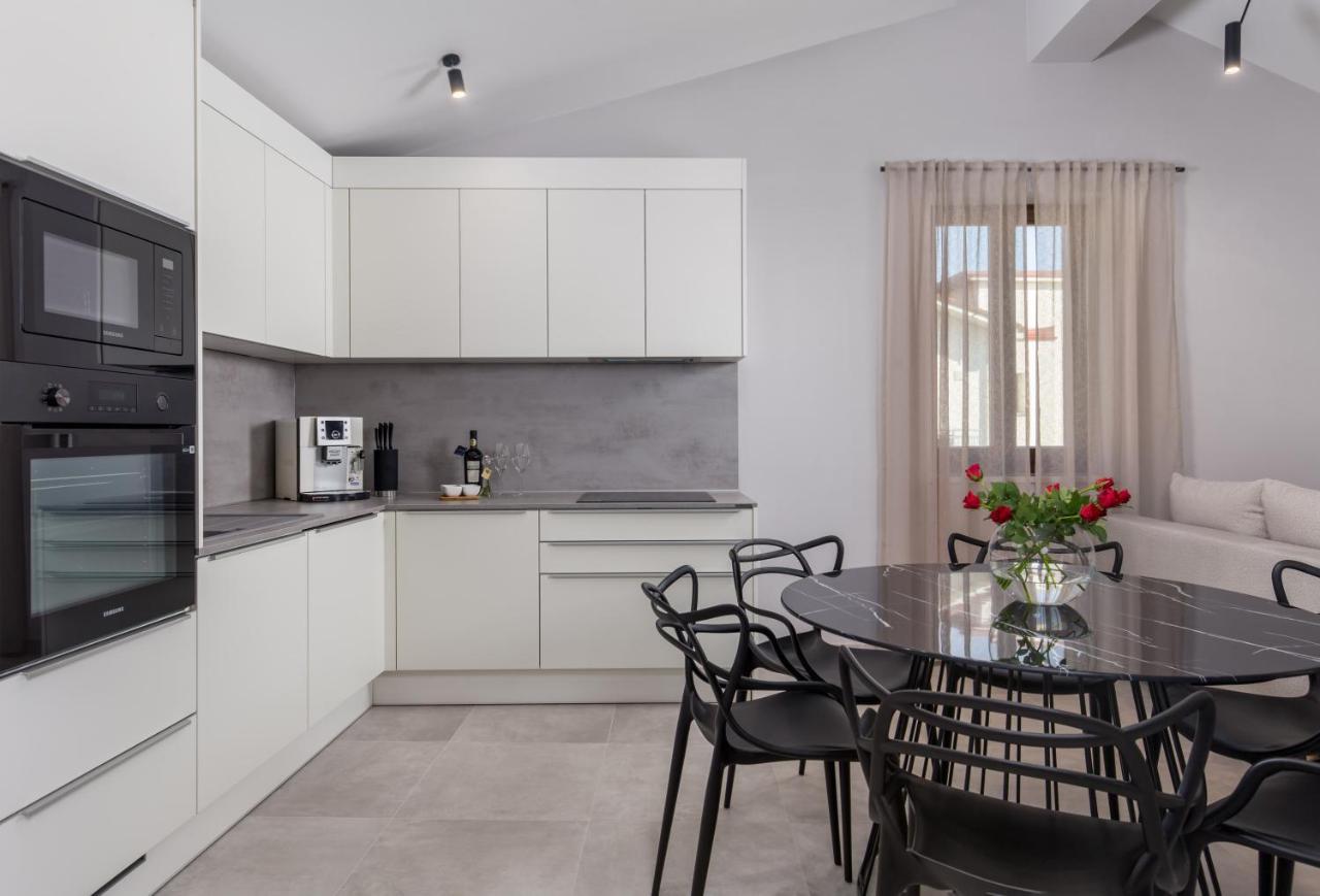 Apartmani Dogas Crikvenica Ruang foto